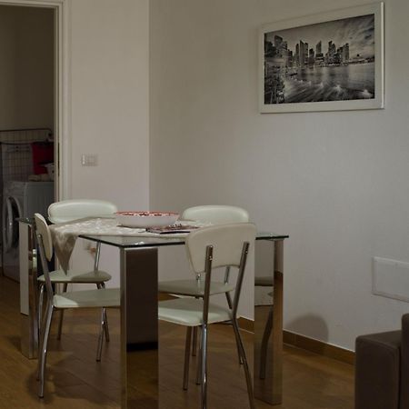Casa Vacanze Rebecca Pula Esterno foto